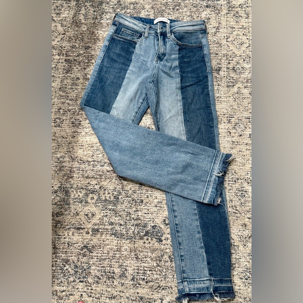 Flying Monkey Jeans Womens Size 25 Cropped Denim Distressed Mid Rise - Picture 2 of 9
